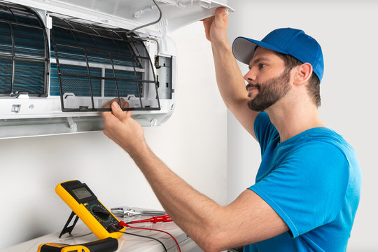 AC repair service by professional technician